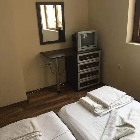 In Apolon 2 * 네세부르