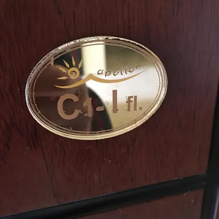 In Apolon 2 아파트 네세부르